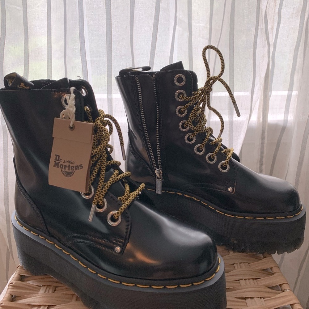 Doc Martens Jadon Max Platform Boots, Buttero black leather. 9” tall. - Picture 3 of 9